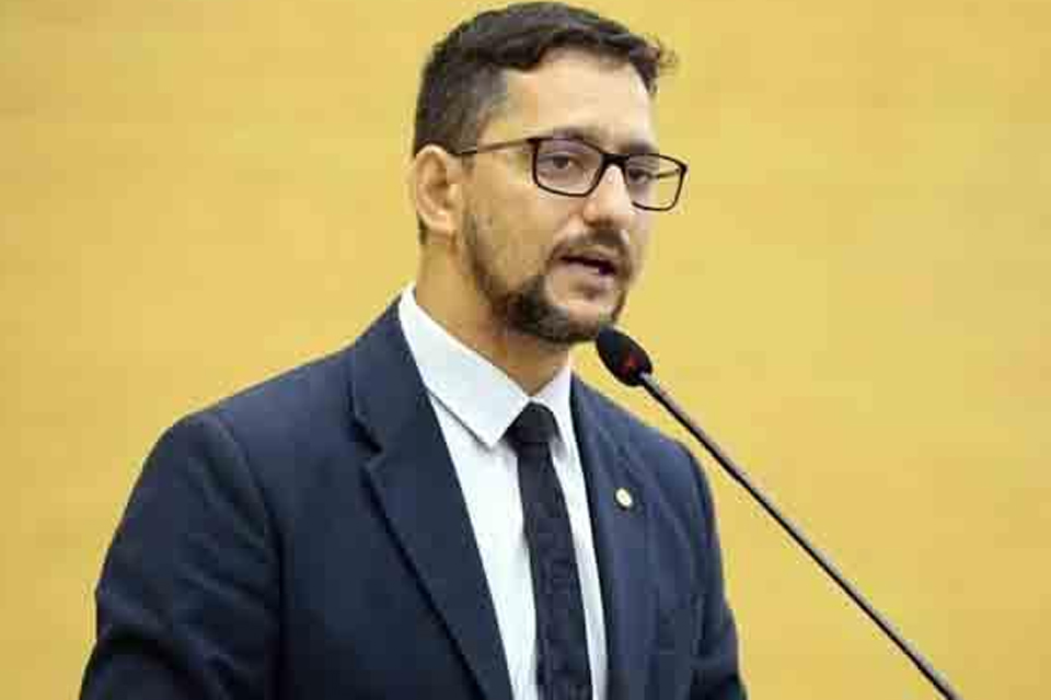 Deputado Anderson indica a necessidade da estadualização das estradas vicinais da linha 21 em Nova Mamoré