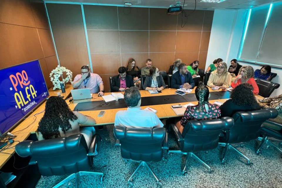 Programa de Alfabetização de Rondônia terá foco em materiais didáticos regionalizados