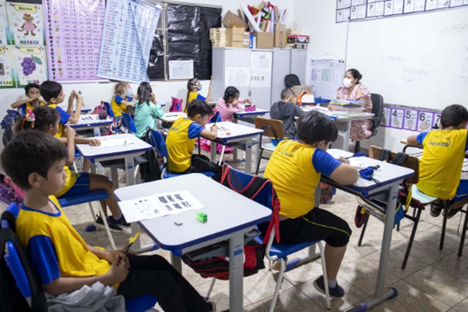 Semed convoca candidatos aprovados no processo seletivo do serviço de voluntário para assinatura do termo de compromisso