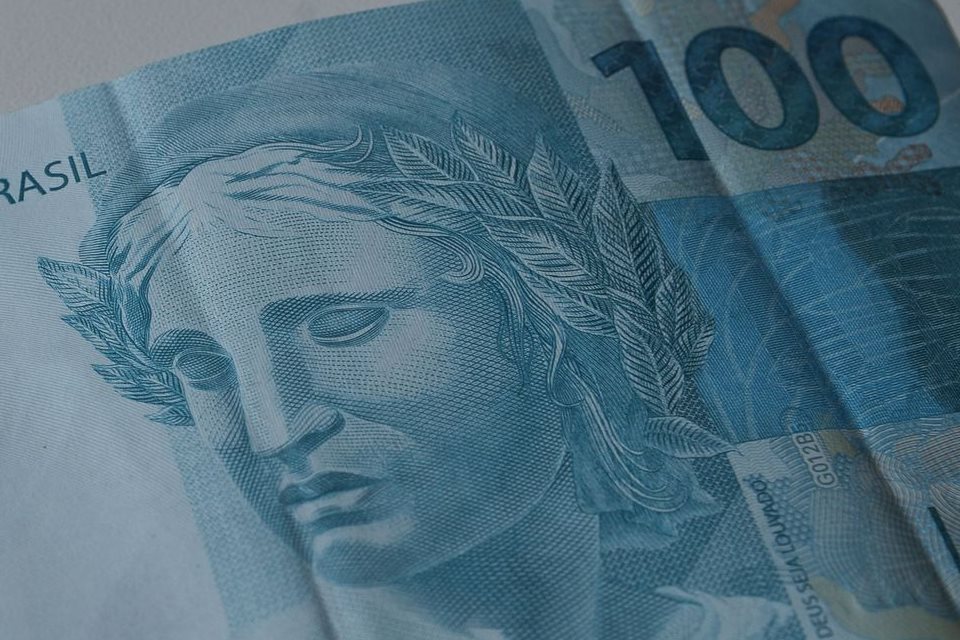 Crédito para folha de pagamento já está disponível nos bancos