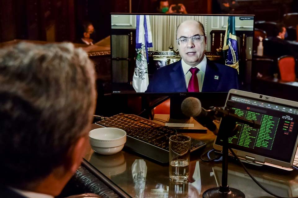 Tribunal que julga impeachment de Witzel ouvirá 29 testemunhas