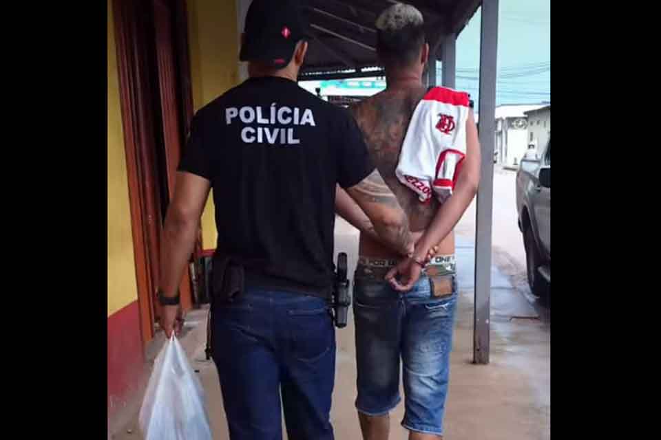 Polícia Civil prende suspeito de homicídio e busca foragido