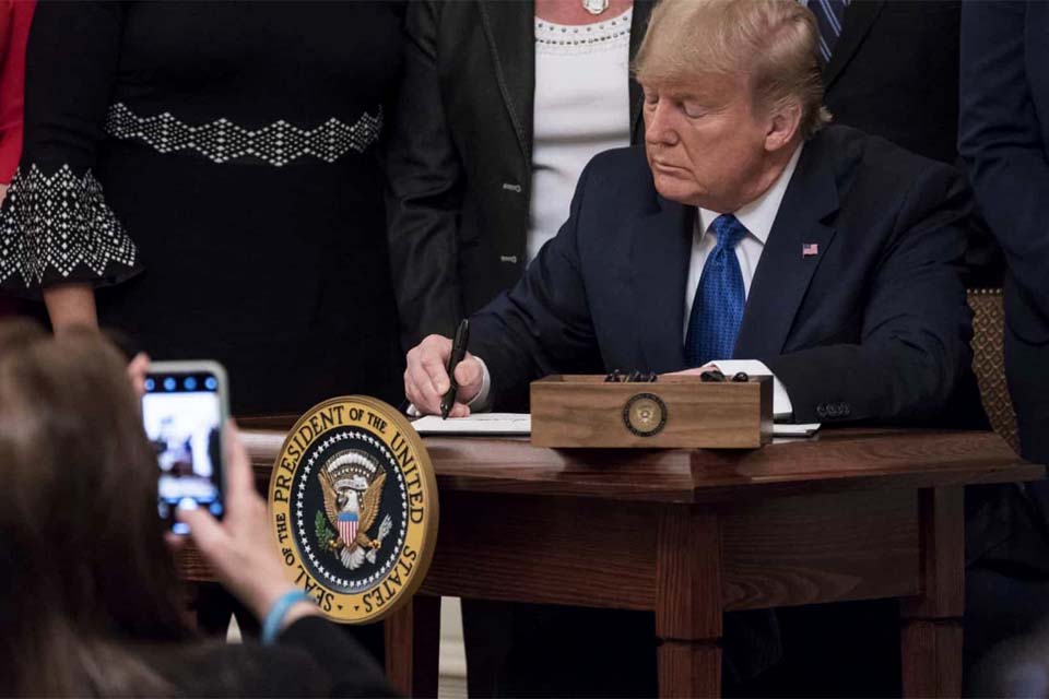 Trump reverte decisão de Obama e permite uso de minas antipessoais