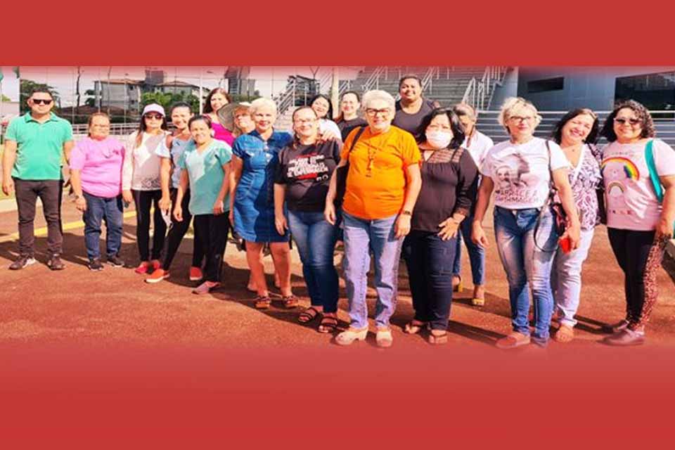 SINDSEF TV – Ato dos servidores da saúde reivindicando a manutenção da jornada de trabalho