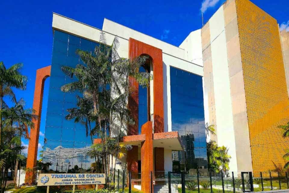 TCE de Rondônia exige concurso para procuradores em Nova Mamoré: prefeito deve comprovar realização do certame