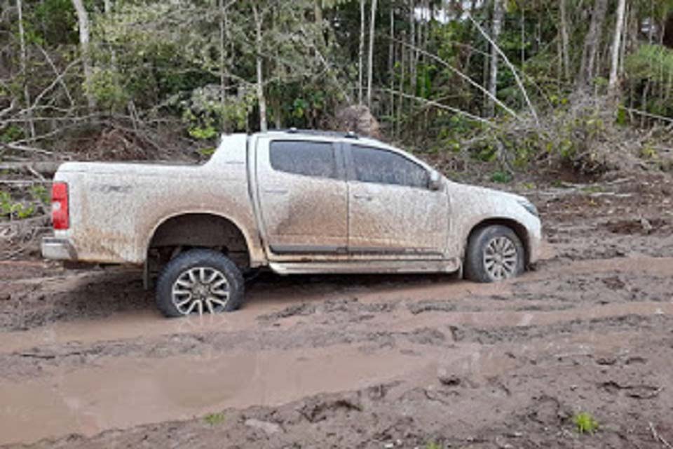 PM de Nova Mamoré recupera caminhonete de Jaru roubada de idosos