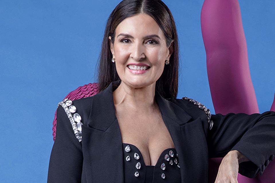 Fátima Bernardes rebate rumores de aposentadoria: - 'Vão ter que me aguentar na televisão até eu morrer'