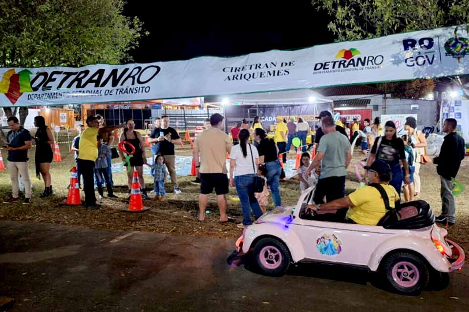 Educação para o trânsito mobiliza jovens e adultos durante feiras agropecuárias