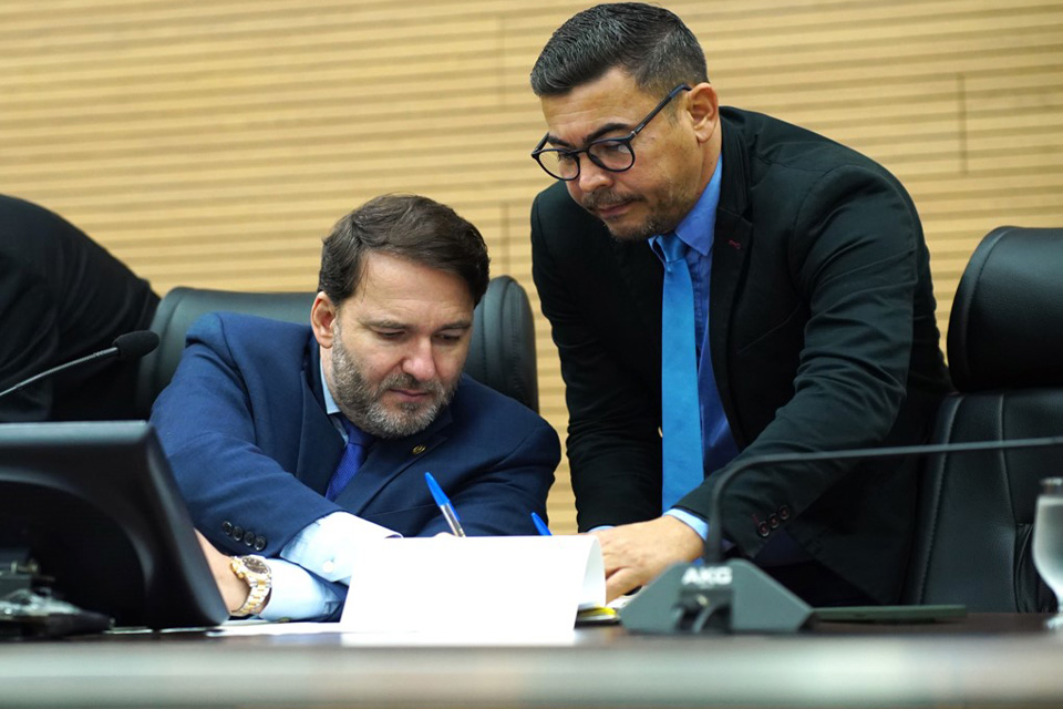 Presidente Alex Redano solicita recuperação urgente da RO-133 entre Vale do Paraíso e o Distrito de Bom Jesus