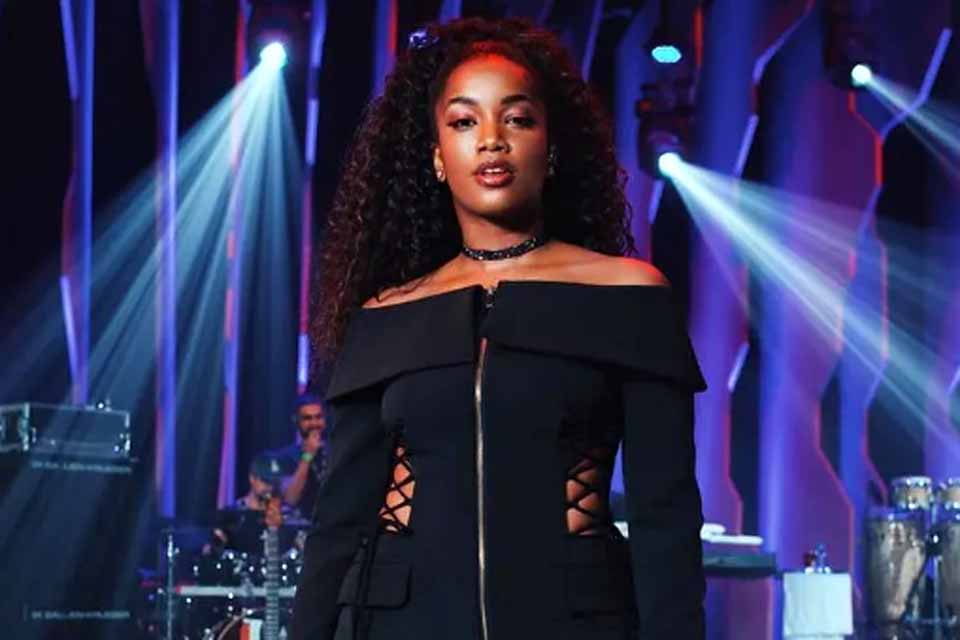 Iza relembra traição e retomada de relacionamento