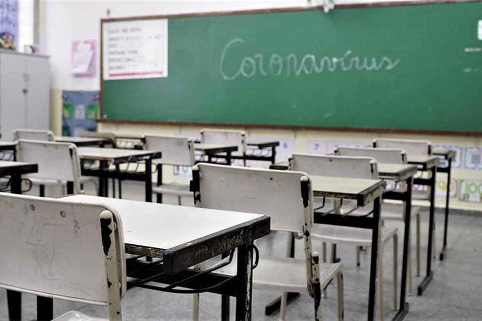 Deputados aprovam PEC do Senado sobre gasto mínimo em educação na pandemia