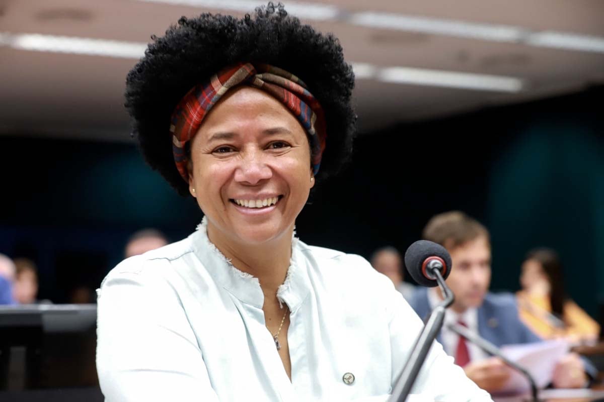 Sílvia Cristina defende educação como ferramenta transformadora: “Estou na política para melhorar a vida das pessoas”