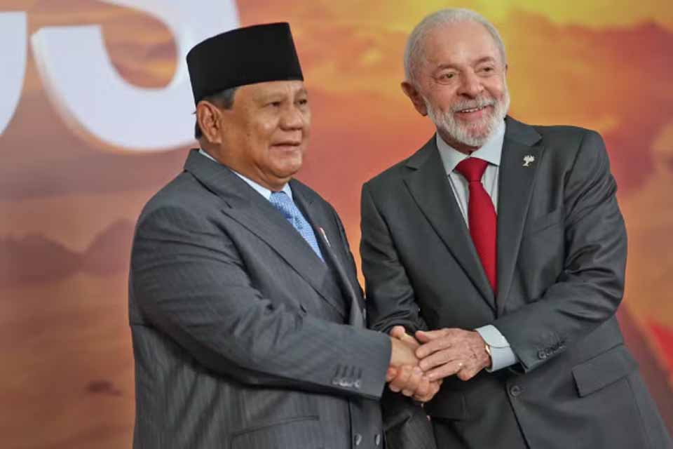 Lula recebe presidente da Indonésia e pode agradecer por tentativa de resgate de Juliana Marins