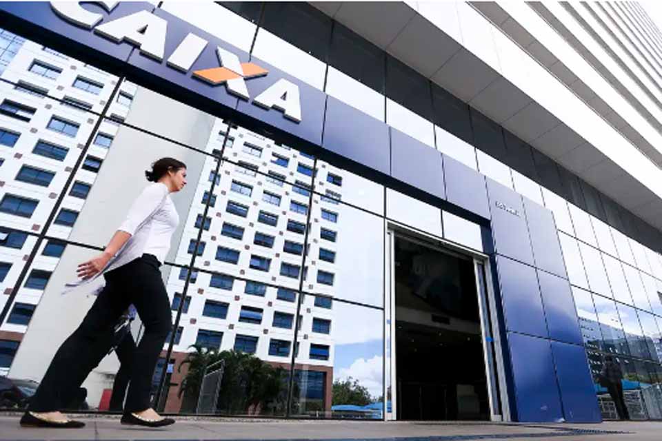 Lucro da Caixa cai 34% no primeiro trimestre com novas regras do BC
