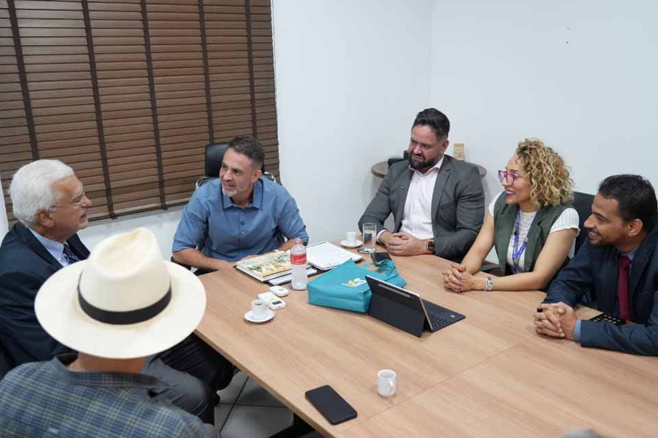Prefeito de Porto Velho Léo Moraes se reúne com embaixador do Chipre em encontro diplomático