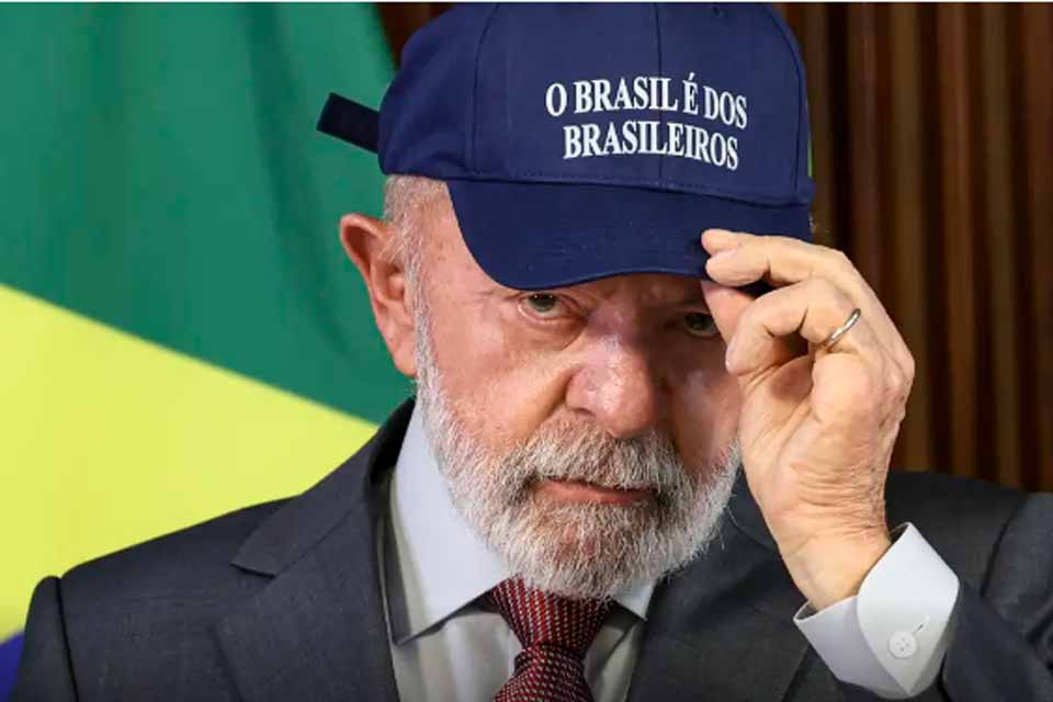 Defesa pede absolvição de general acusado de plano para matar Lula