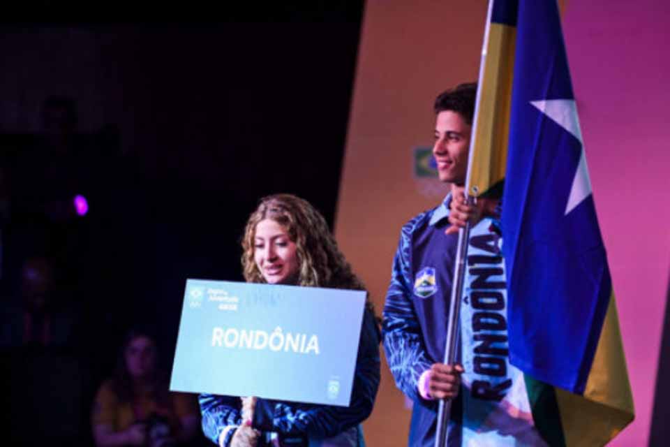 Estudantes-atletas representam delegação escolar de Rondônia na abertura dos Jogos da Juventude