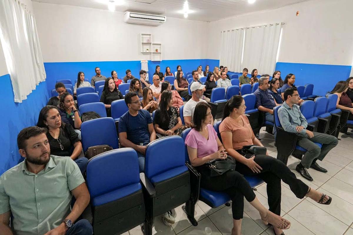 Servidores da Prefeitura de Jaru participam de capacitação sobre procedimentos orçamentários