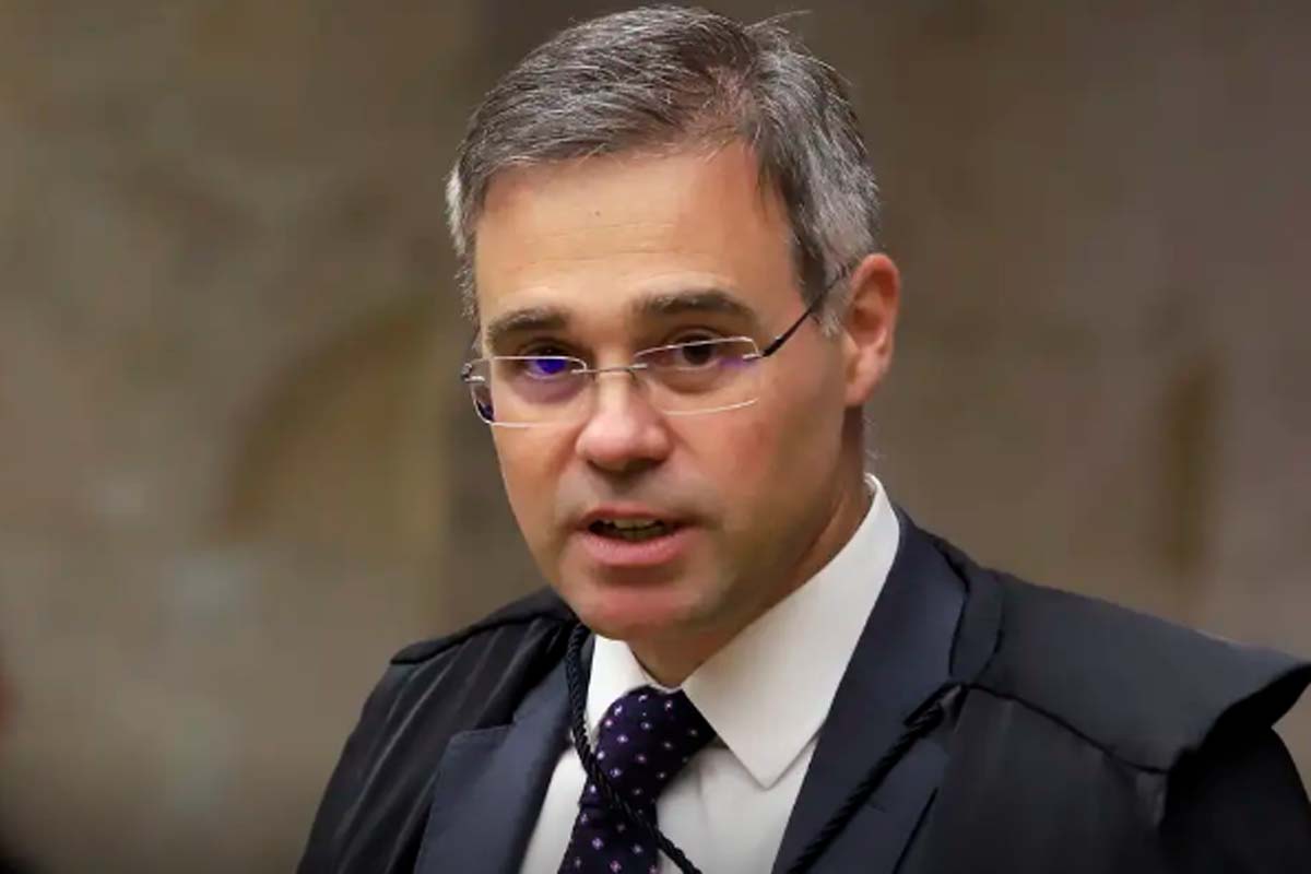 Mendonça rejeita ação contra reajuste do Bolsa Família