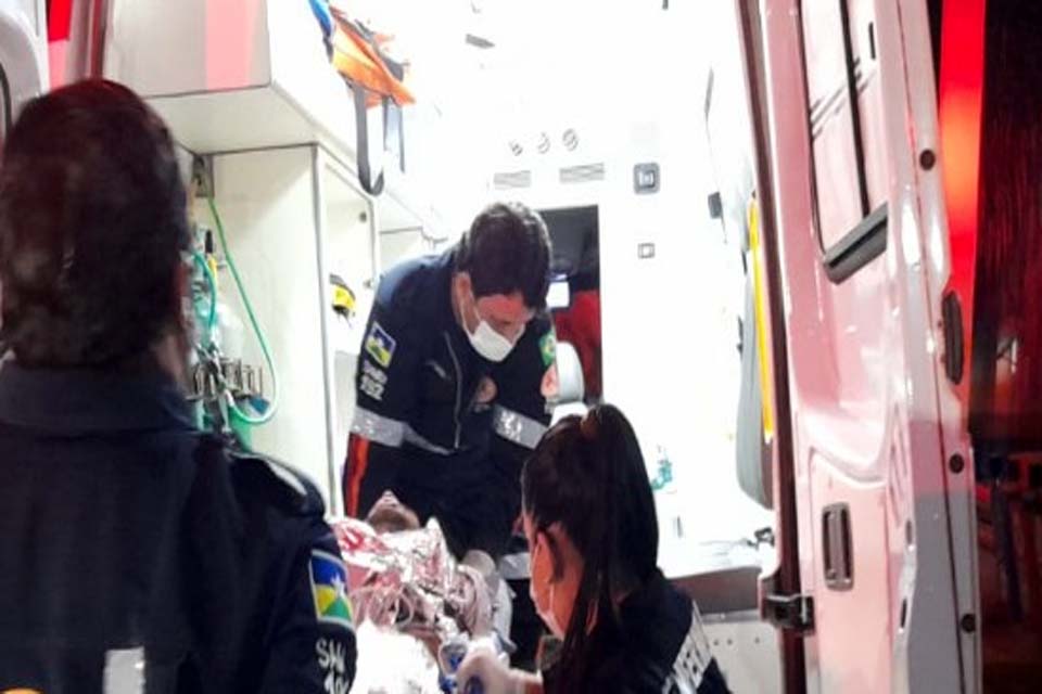 Idoso é atacado com golpe de facão ao defender sobrinha do marido embriagado