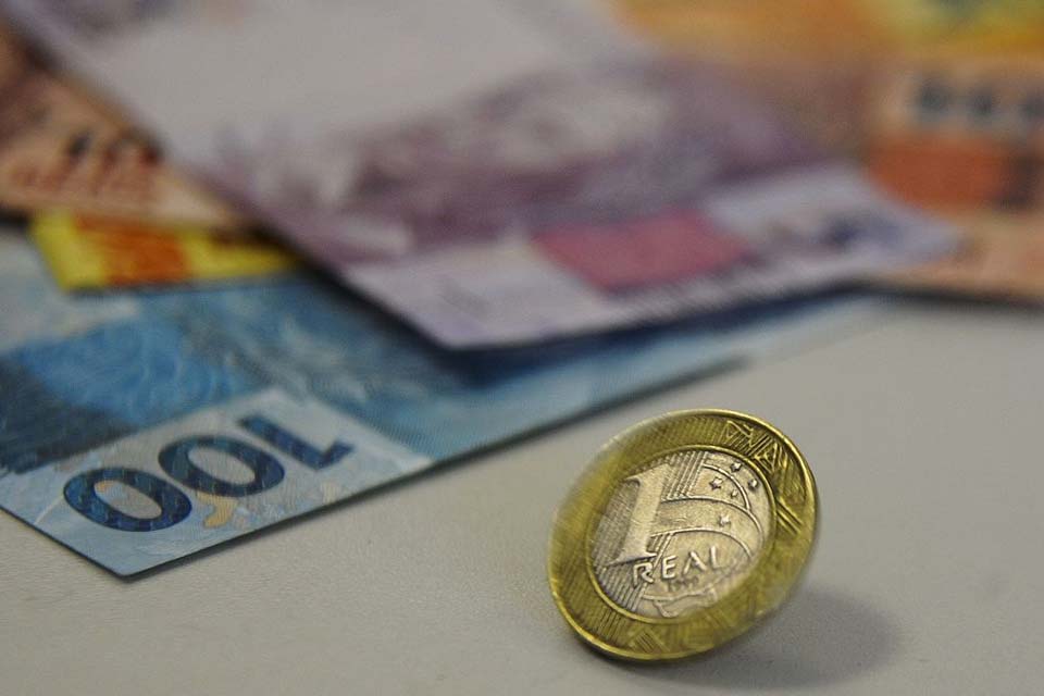 Mercado financeiro reduz estimativa de inflação este ano para 3,56%