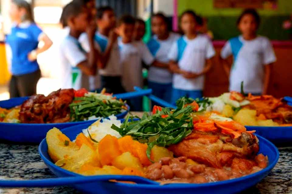 PNAE garante cerca de 50 milhões de refeições saudáveis por dia a quase 40 milhões de estudantes da rede pública