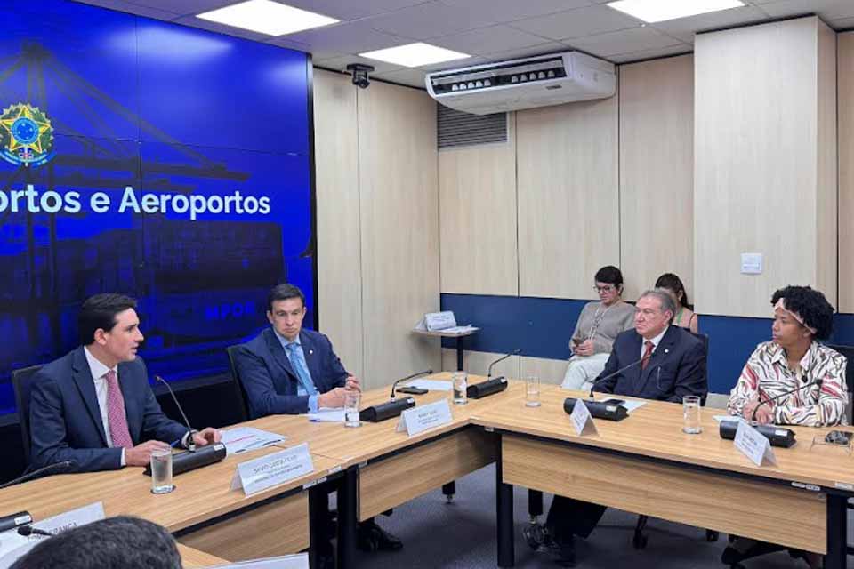 Sílvia Cristina reforça pedido de redução no valor das passagens e aumento dos voos em Rondônia