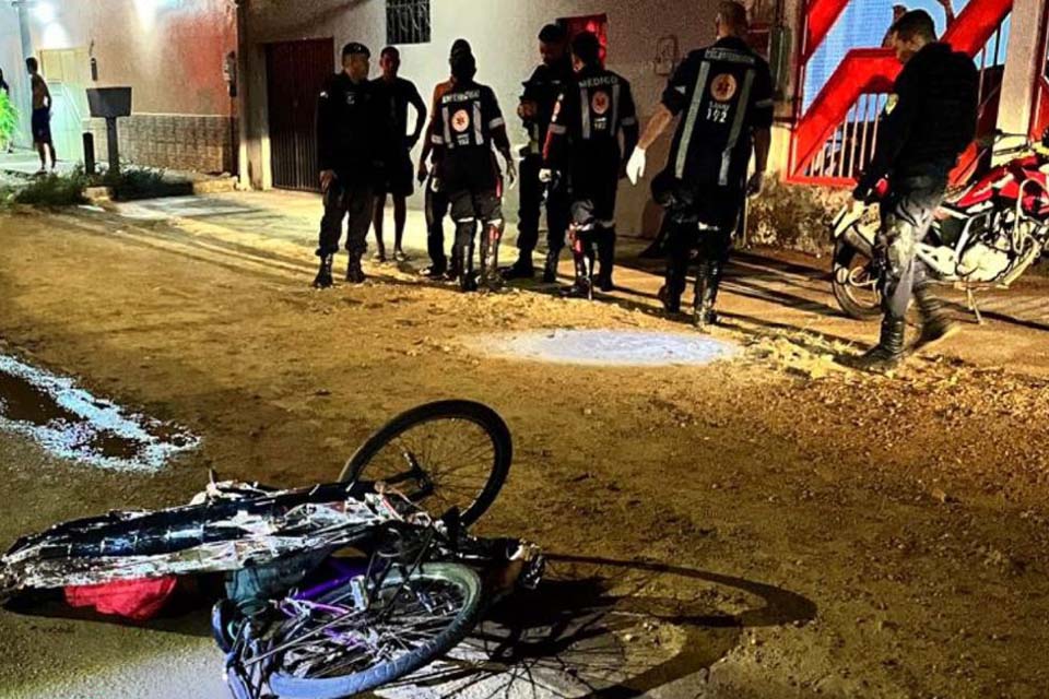 Ciclista de 20 anos é executado a tiros na zona leste 