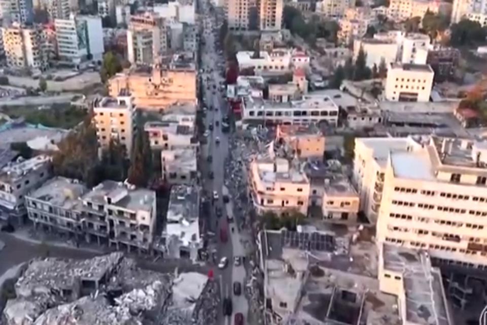 Israel lança ataques em grande escala contra Hezbollah em Beirute