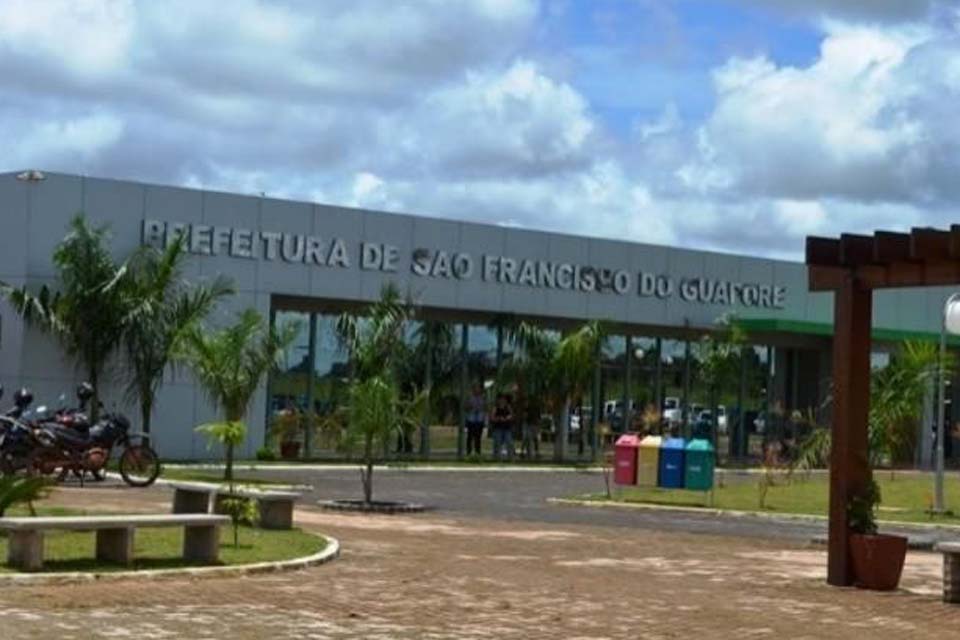 Prefeitura de São Francisco do Guaporé inicia inscrições para processo seletivo com salários de até R$ 4,7 mil