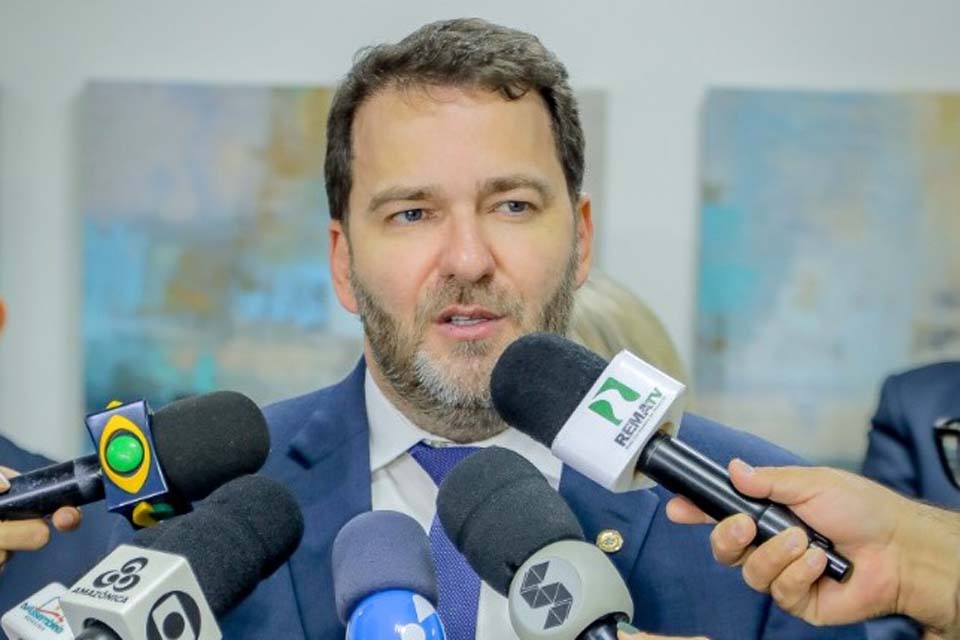 Assembleia Legislativa do Estado de Rondônia repudia depredação de prédios públicos em Brasília