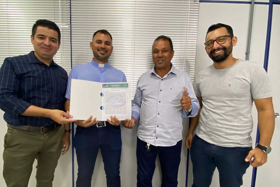 Prefeitura de Porto Velho implanta programa de regularização de igrejas e templos religiosos