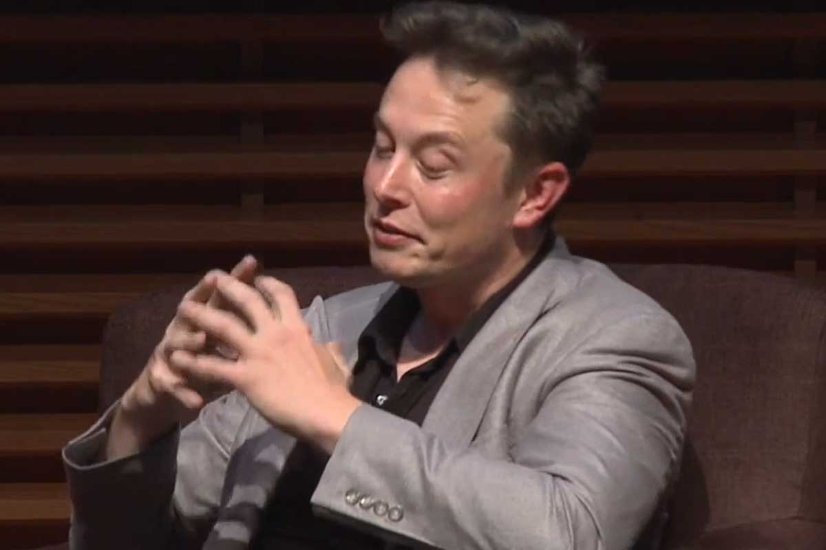Elon Musk é intimado pela justiça francesa por negligência em crimes digitais