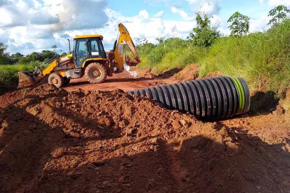 Prefeitura  adquire 96 tubos corrugados PEAD para substituir pontes de madeira e manilhas nas estradas rurais do município