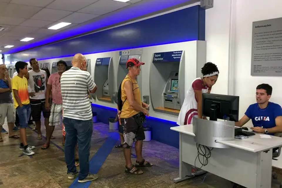 Cota do PIS/Pasep: prazo para sacar dinheiro 'esquecido' termina neste sábado, 05