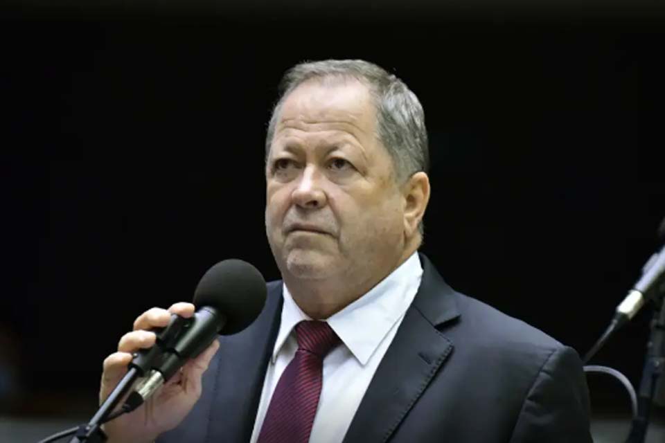Dino mantém cassação do mandato do ex-deputado Chiquinho Brazão