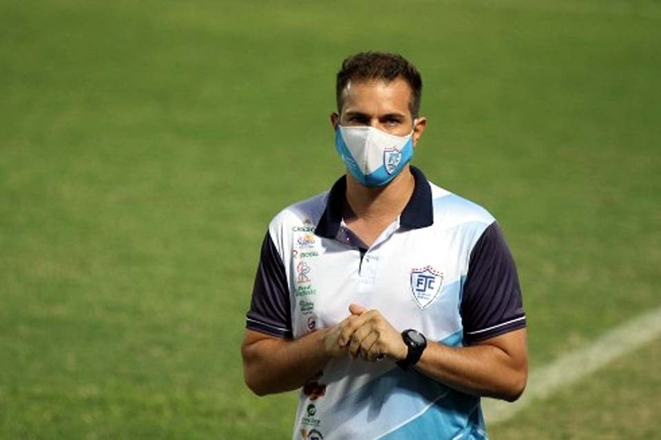 Ji-Paraná anuncia o técnico Bruno Monteiro