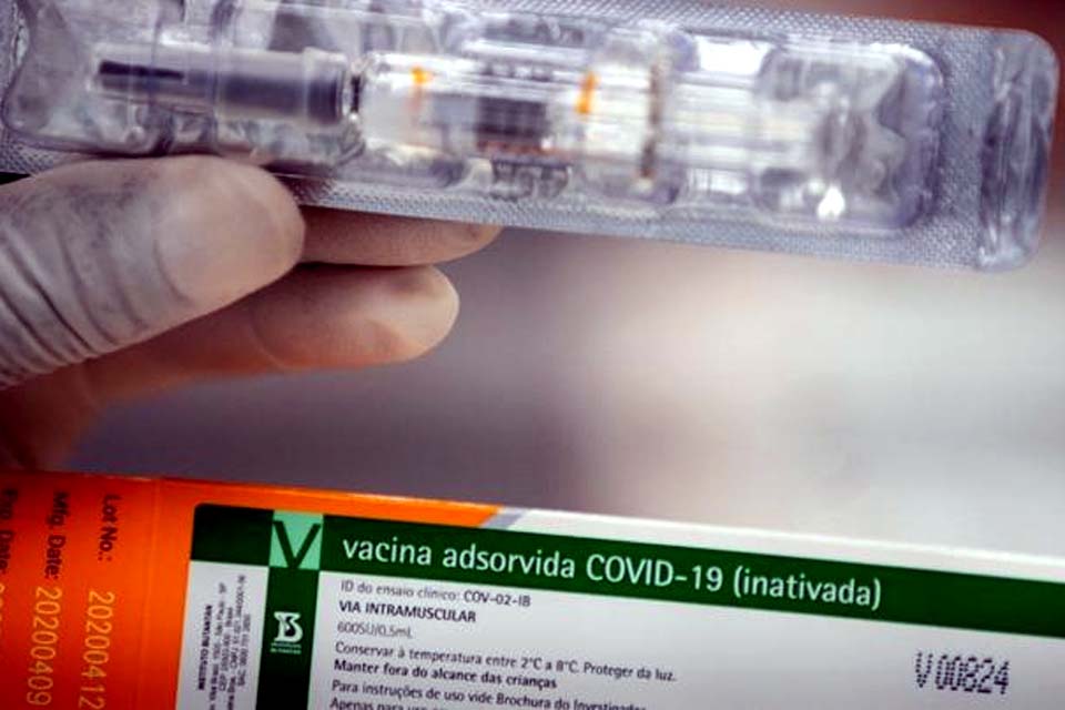 Butantan entrega 3,3 milhões de doses da CoronaVac ao Ministério da Saúde nesta segunda-feira