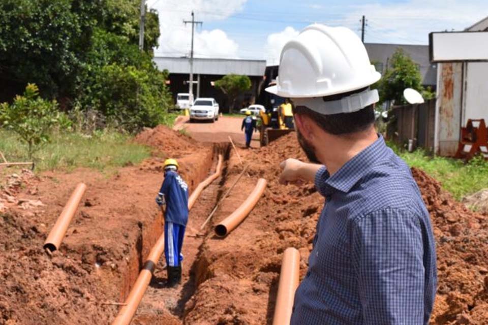 Rolim de Moura está entre os três municípios de Rondônia que mais investem em saneamento básico