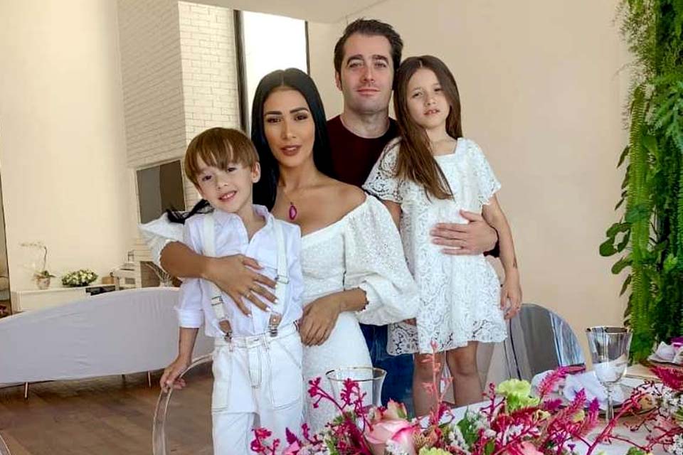 Simaria fala sobre quarentena e revela que abusou dos doces