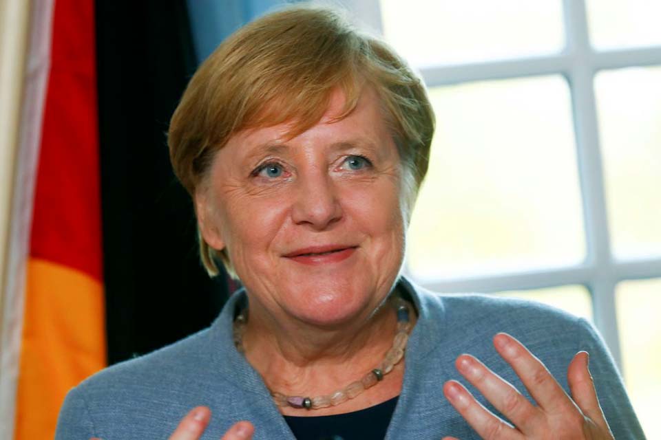 Merkel: Alemanha pode chegar a 19.200 casos de coronavírus por dia