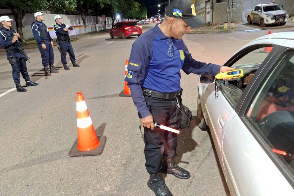 “Paz no trânsito começa por você” é reforçada com ações da Lei Seca realizadas pelo Detran-RO