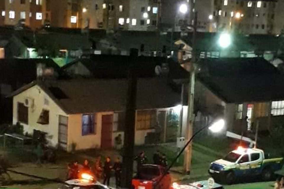 Bandidos invadem residência e tocam o terror durante roubo de veículo