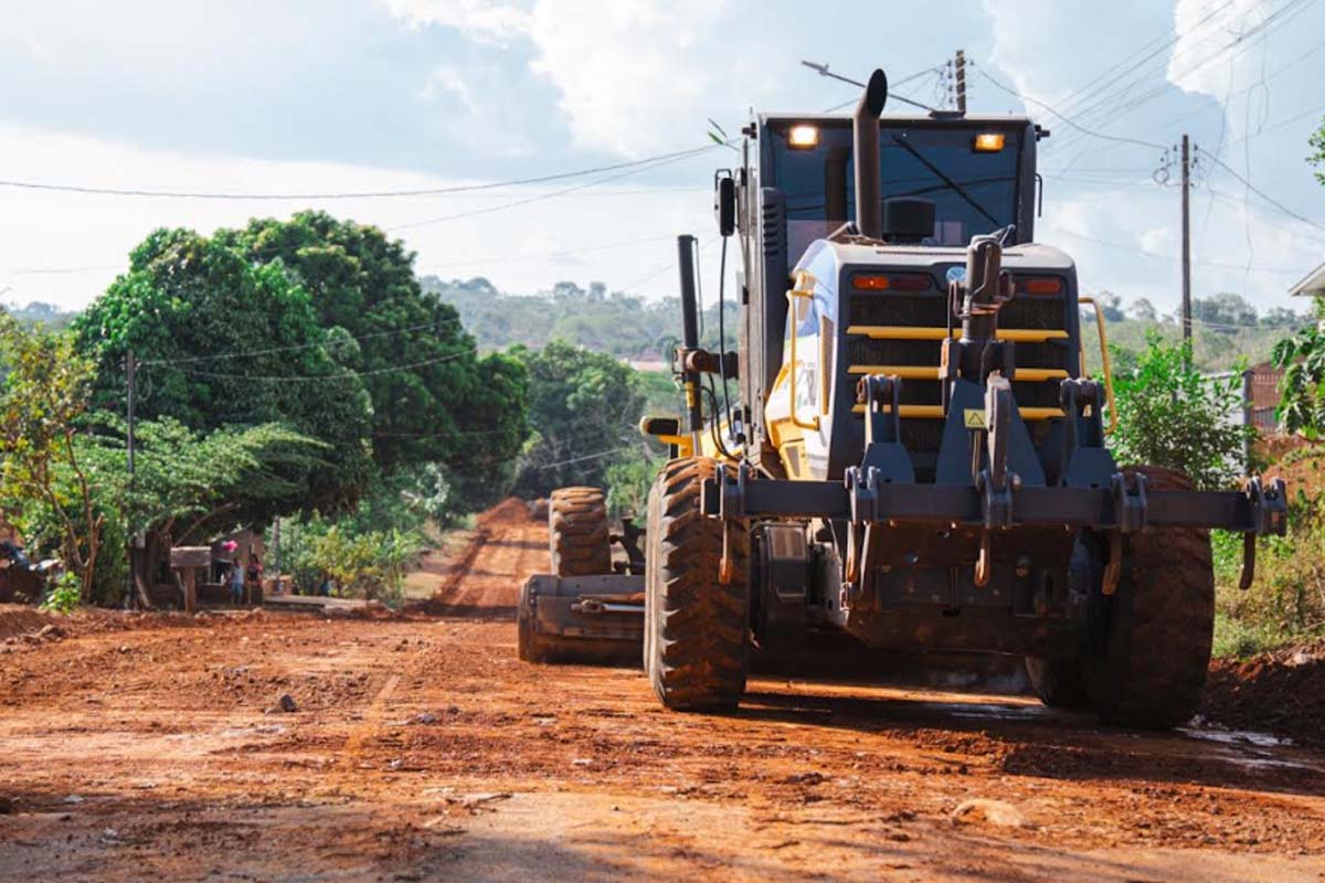 Prefeitura inicia trabalhos para pavimentação da Rua Sergipe, no Setor 1A
