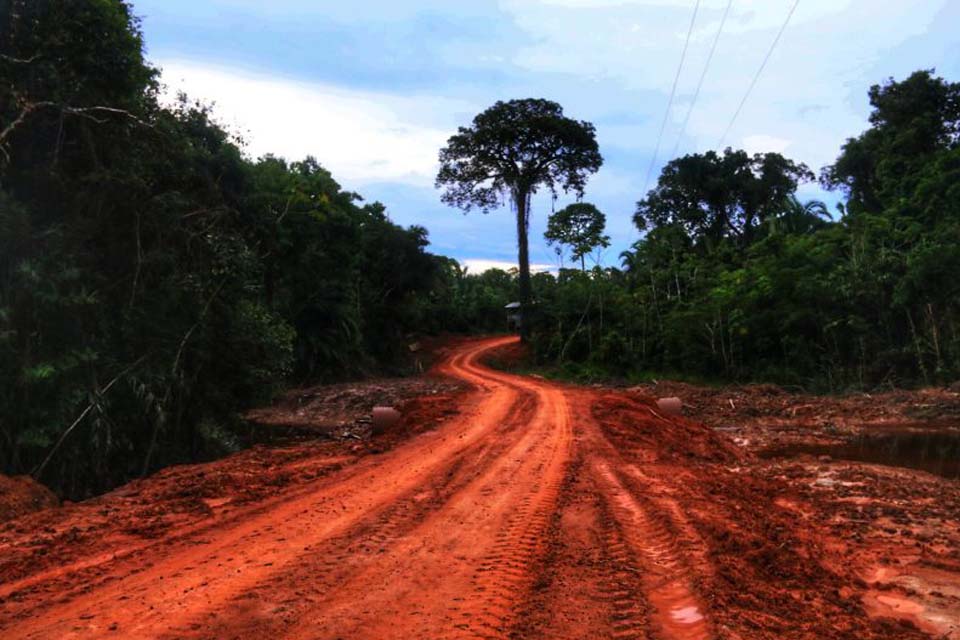 Recuperação de 14 km de estrada que liga o distrito de São Carlos à Resex Lago do Cuniã é destacada pelas comunidades