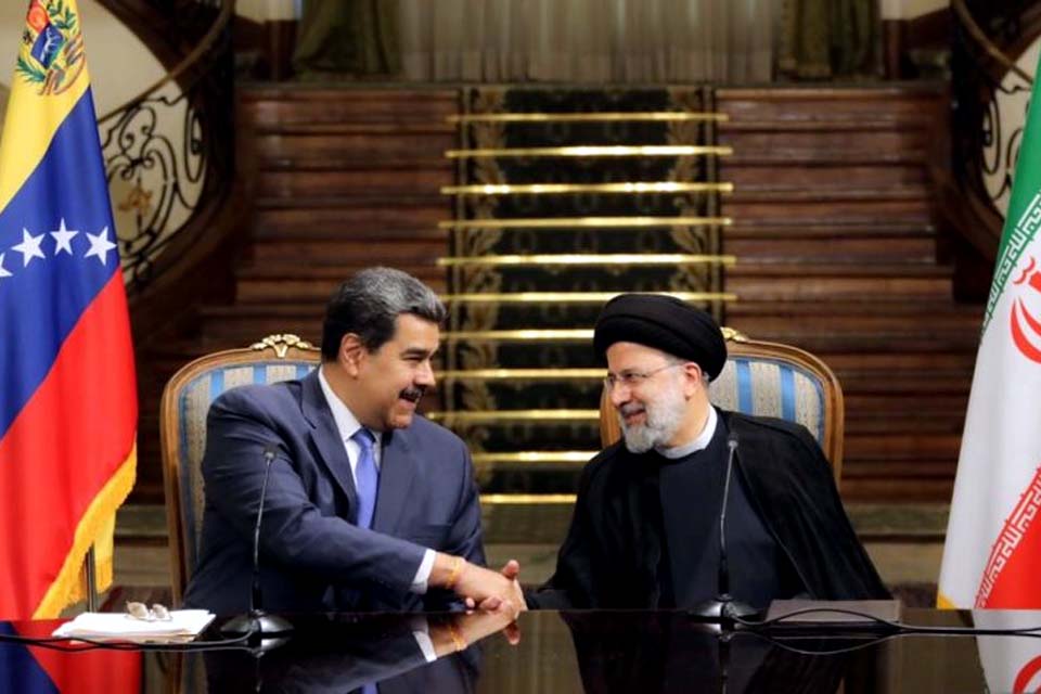 Presidente iraniano diz que “inimigos comuns” aumentaram união entre Irã e Venezuela