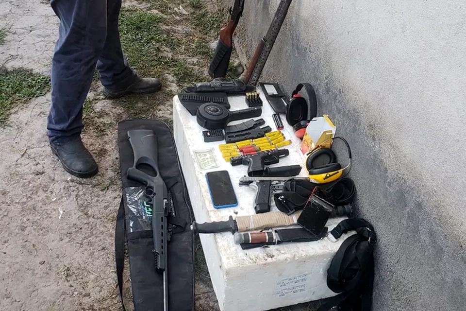 Sete pessoas são presas em operação que investiga facções e 40 assassinatos