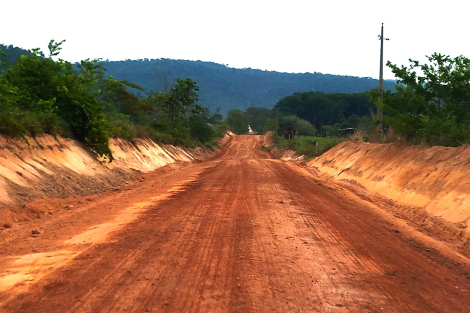 Prefeitura conclui 100% do patrolamento das estradas rurais