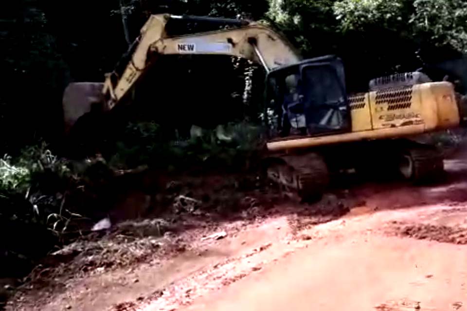 Semagric inicia trabalhos na Estrada Areia Branca 