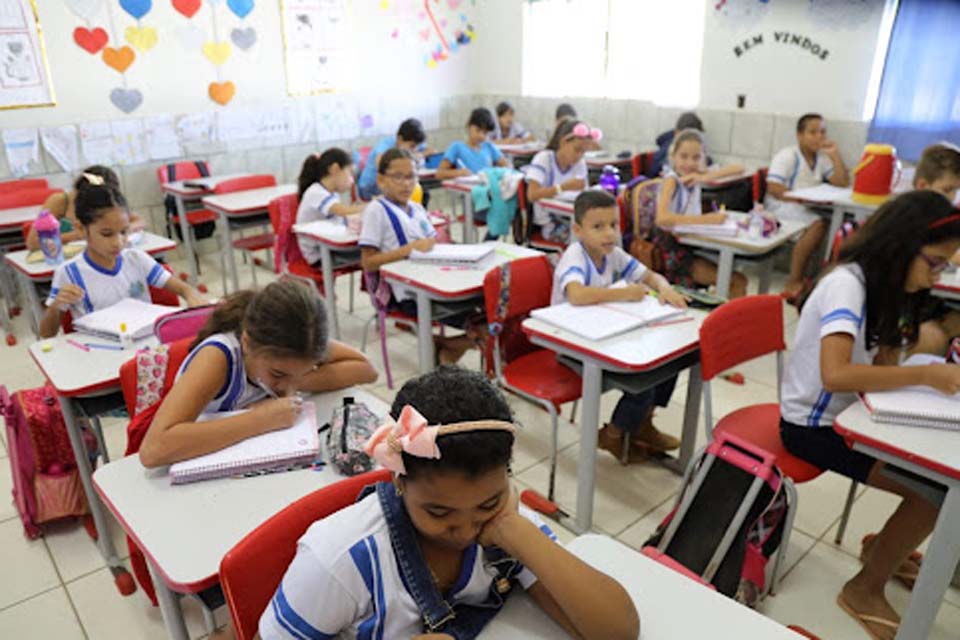 Chamada escolar 2022 será de 01 a 13 de dezembro; cadastro será feito preferencialmente de forma digital